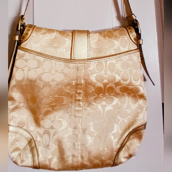 Coach Gold Studded Lurex Crossbody #12852 Excellent Condition - Picture 2 of 13